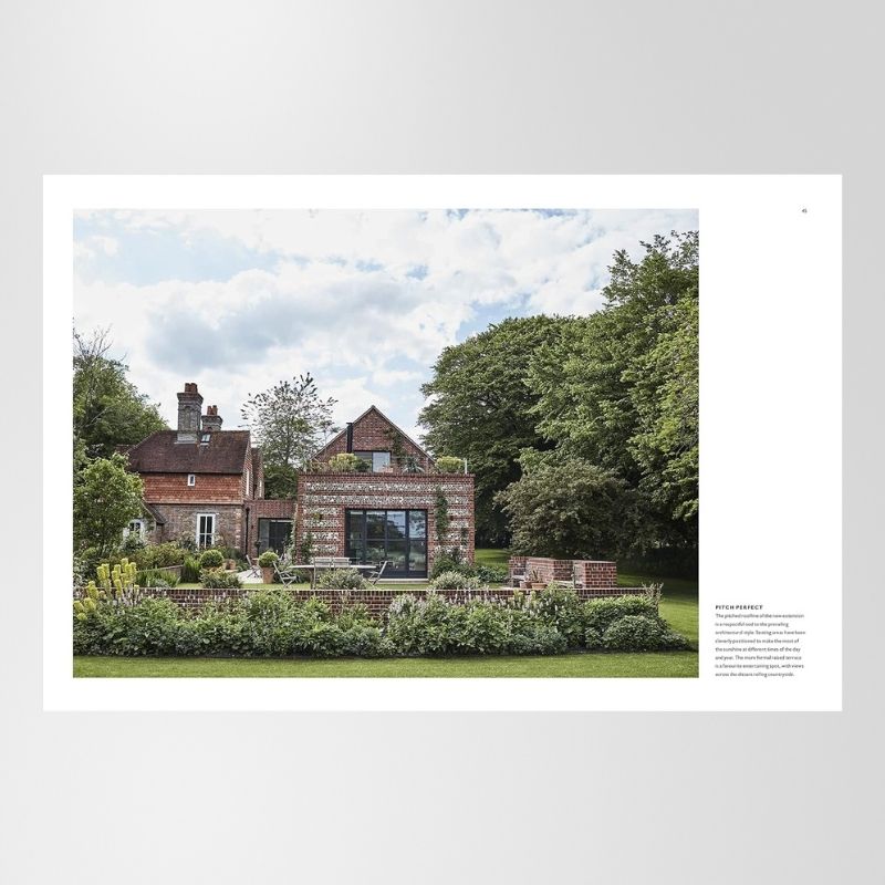 Book: The Art of Living with White By Chrissie Rucker