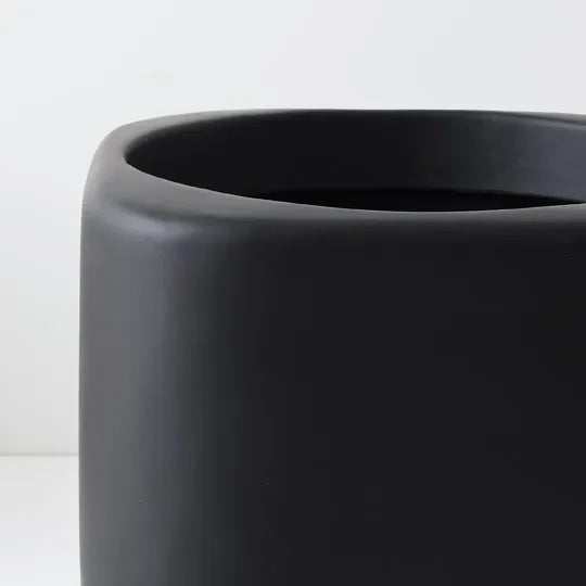 Flint Pot
