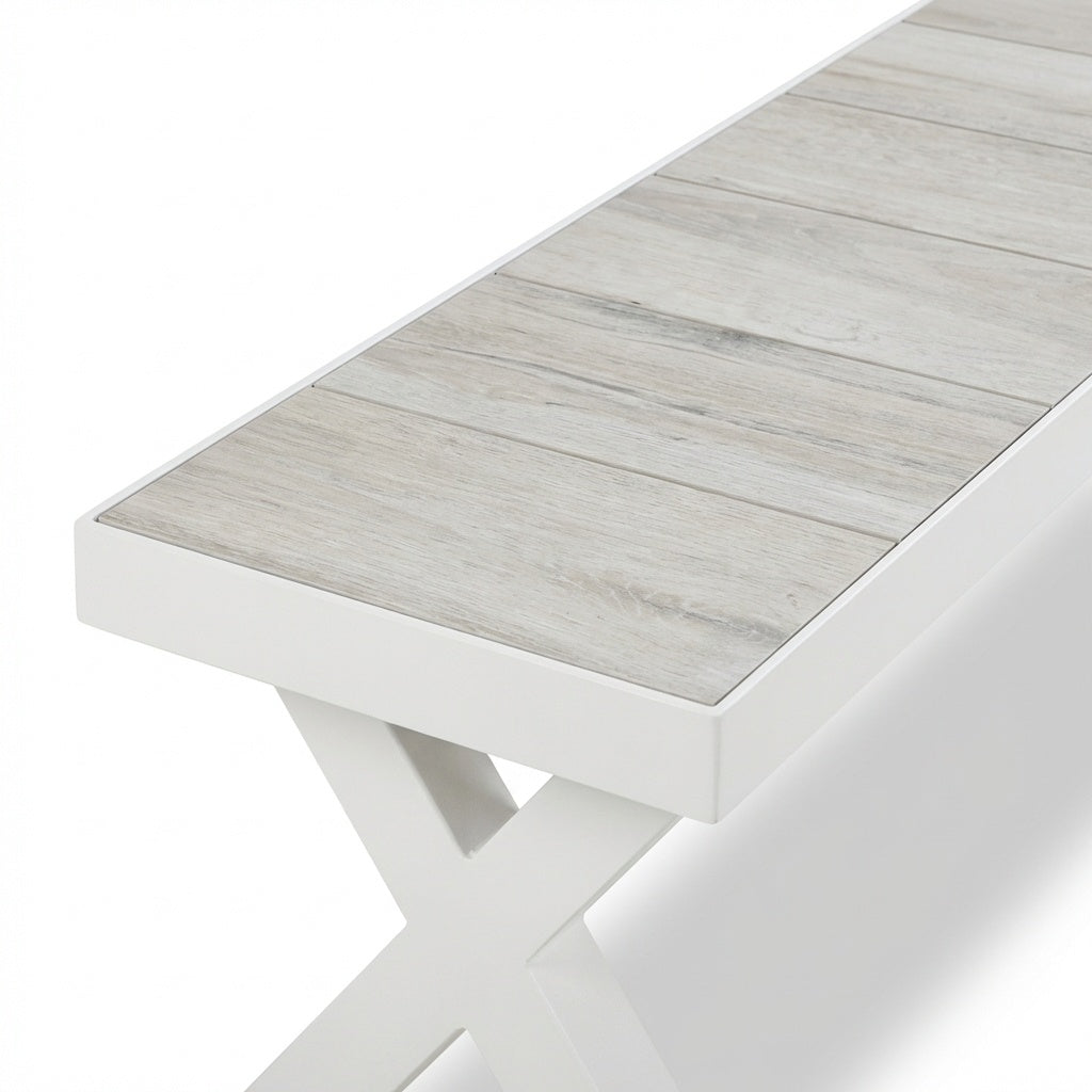 Portland Bench 140cm — whitewashed seat surface detail