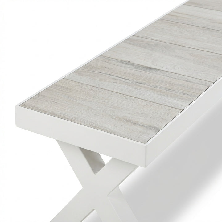 Portland Bench 140cm — whitewashed seat surface detail